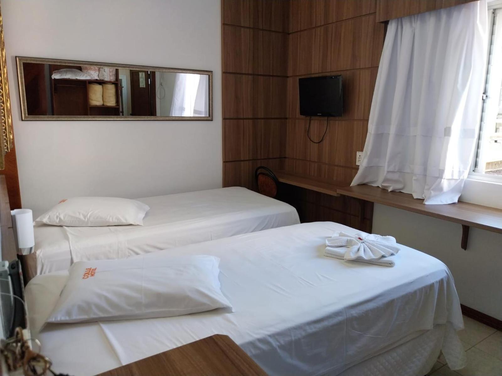 Colle Tourist Hotel Luxo คริซิอูมา ภายนอก รูปภาพ
